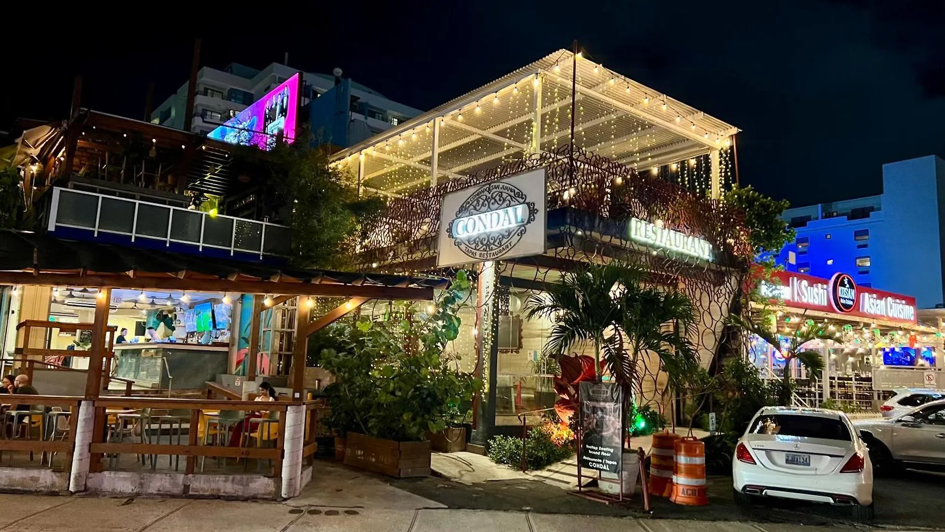 Condado Beachfront Tantra Apartment San Juan