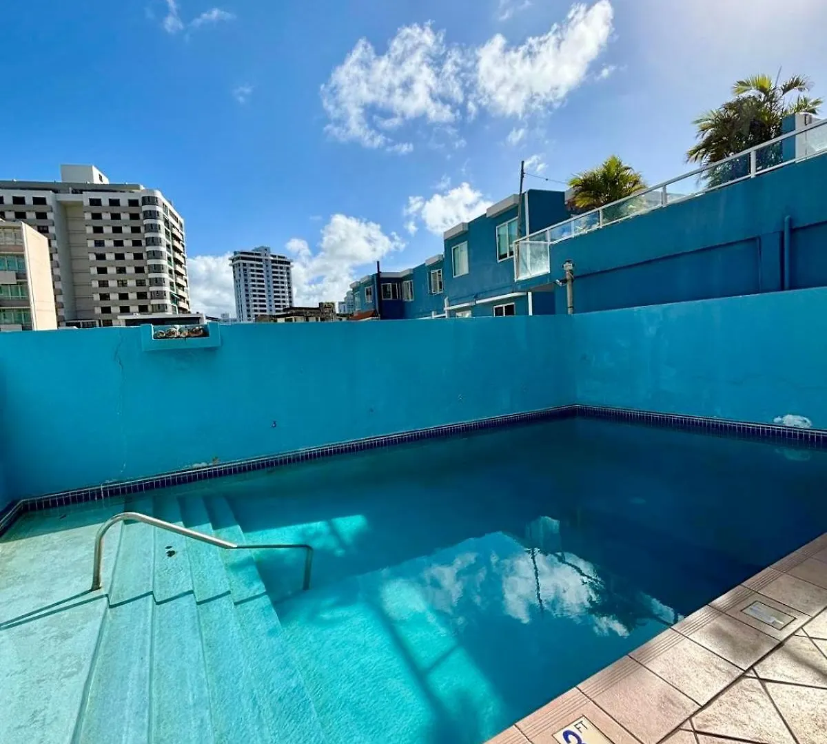 Condado Beachfront Tantra Apartment San Juan